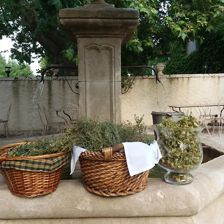 Le Relais D'elle Frühstückspension *
